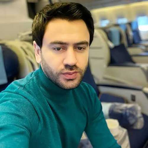 بیوگرافی کامل اوزیر مهدی زاده اثار محبوب و مسیر هنری 1 اوزیر مهدی زاده خواننده موسیقی پاپ آذربایجان
